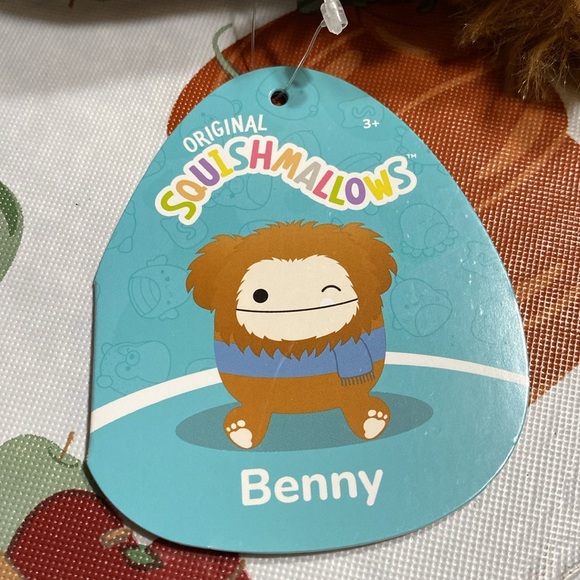 Squishmallows Benny the bigfoot with scarf - Picture 4 of 5